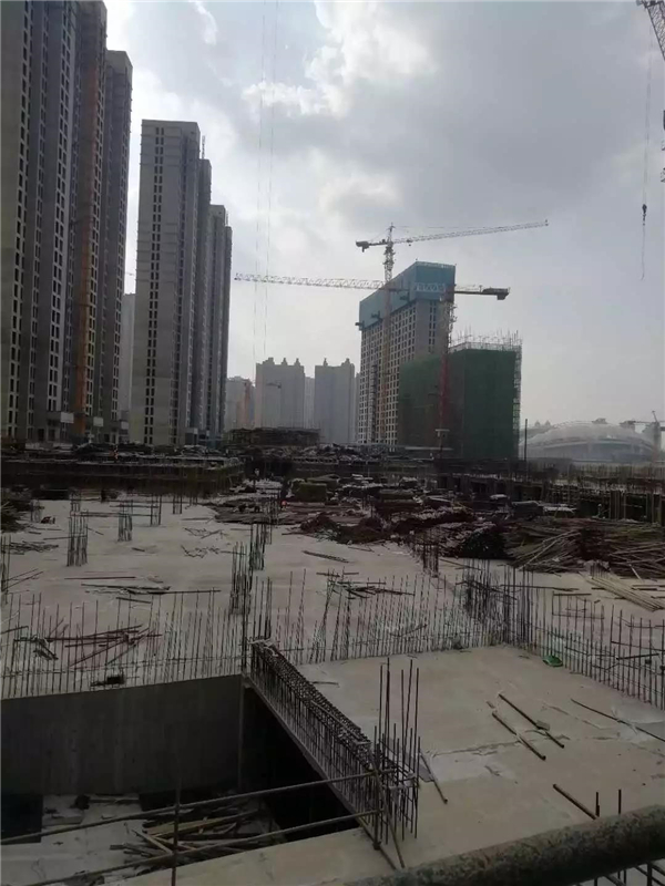 XuWB-hwfpcxn6932332.jpg
